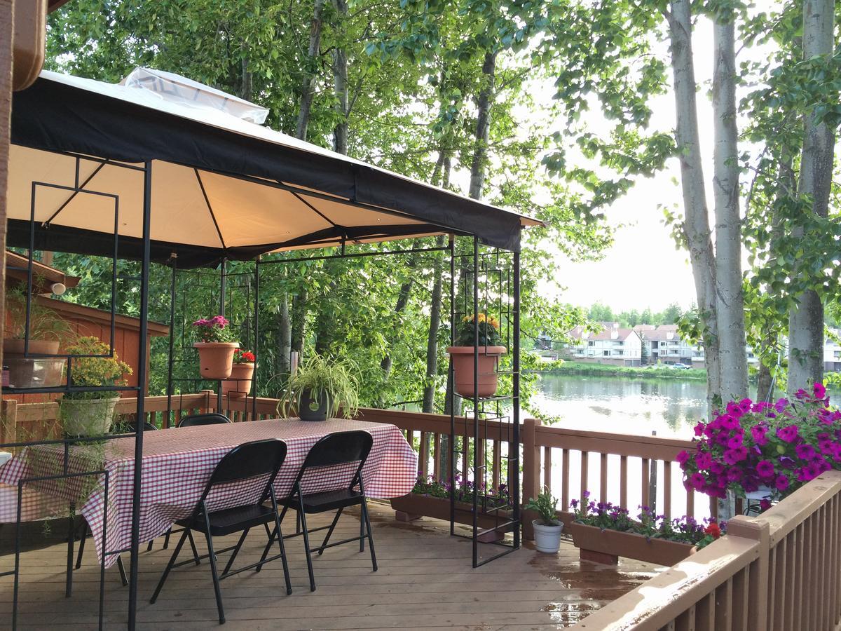 Reflection Lake Bed And Breakfast Anchorage Exterior photo