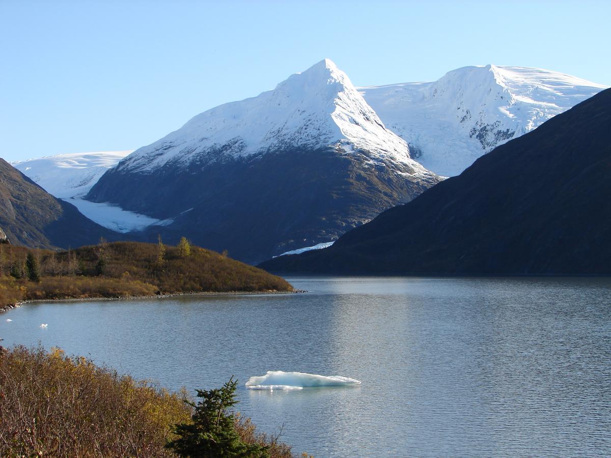 Reflection Lake Bed And Breakfast Anchorage Exterior photo
